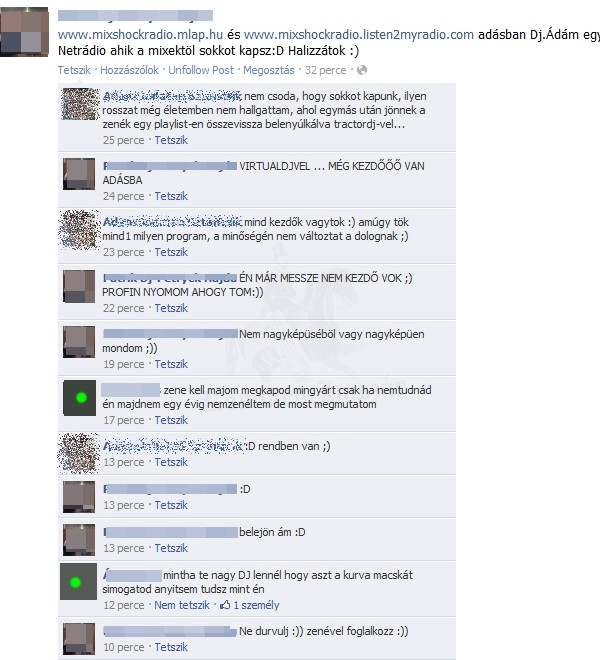 Már majdnem 1 éve nem zenélt :(
 
