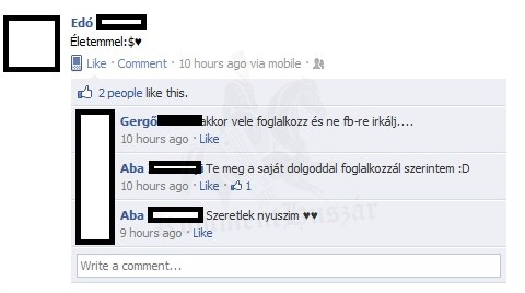 Ő is inkább foglalkozna a barátnőjével
 
